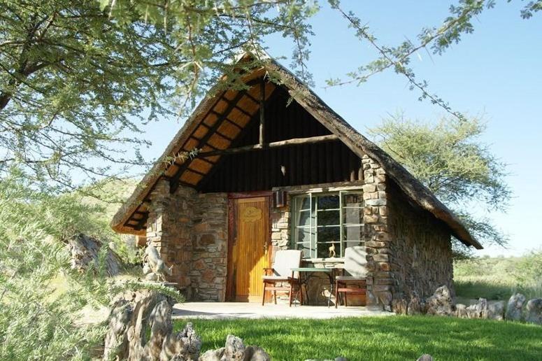Etusis Lodge Usakos Екстер'єр фото