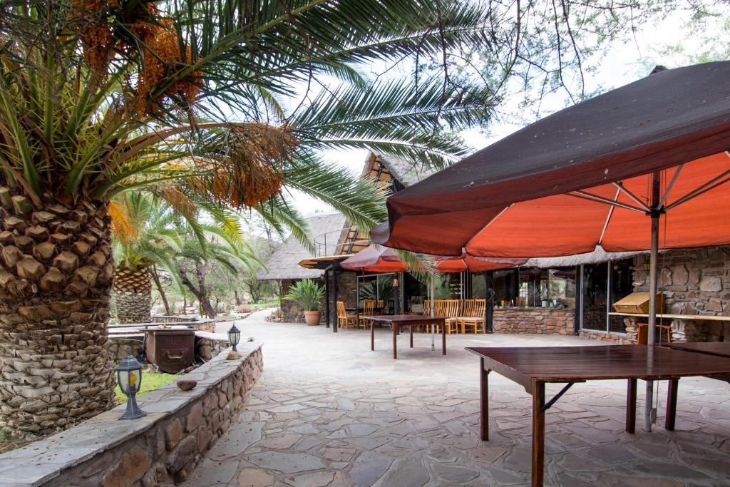 Etusis Lodge Usakos Екстер'єр фото