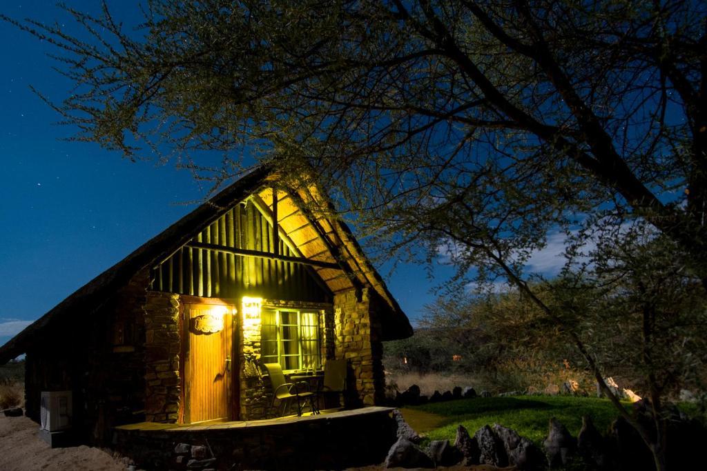Etusis Lodge Usakos Екстер'єр фото